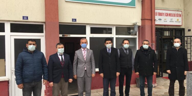 KAYMAKAM MUHARREM COŞGUN EĞİTİM KURUMLARINI ZİYARET ETTİ