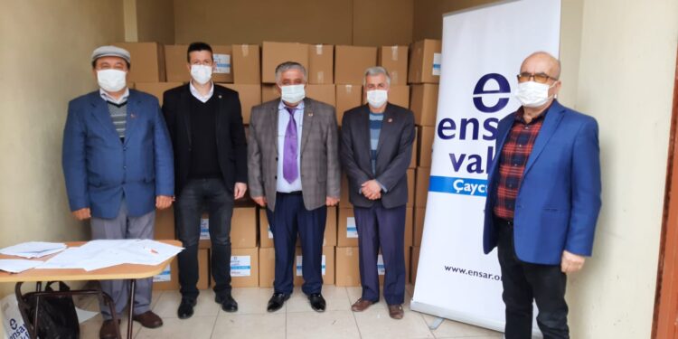 ENSAR VAKFI 650 ADET KUMANYA KOLİSİ DAĞITTI !