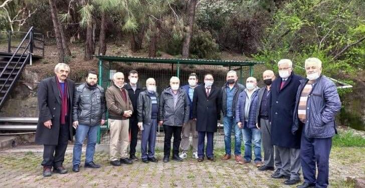 “FINDIKÇI TÜCCARA PEŞKEŞ ÇEKİLİYOR”