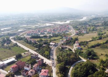 Bağlantı yolu asfaltlandı