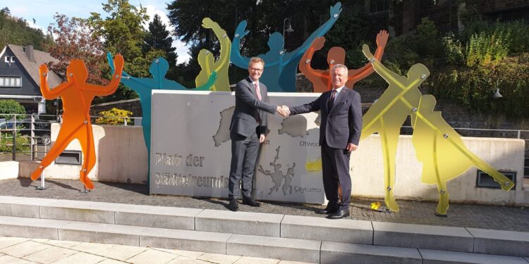 KANTARCI ALMANYA’DA TEMASLARDA BULUNDU