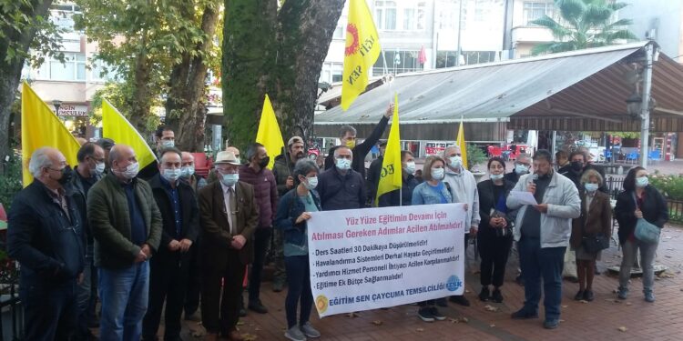 EĞİTİM SEN: “YÜZ YÜZE EĞİTİMİN DEVAMI İÇİN GEREKLİ ÖNLEMLER DERHAL ATILMALIDIR”