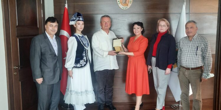 SAFRANBOLU BELEDİYE BAŞKANI ELİF KÖSE BÜLENT KANTARCI’YI ZİYARET ETTİ