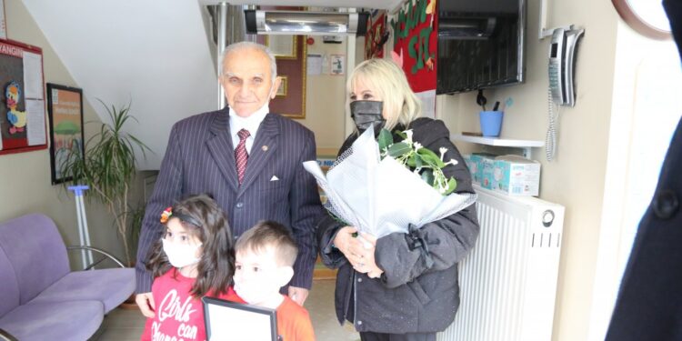 İl Milli Eğitim Müdürü Aldoğan’dan Hayrullah Saki’ye taziye ziyareti