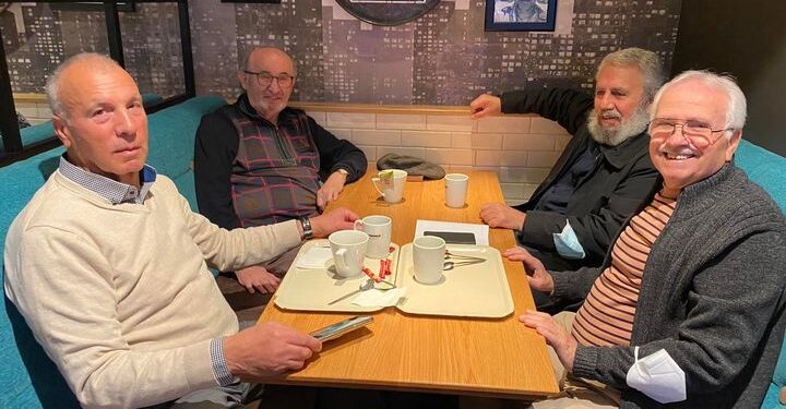 YILLAR SONRA BULUŞTULAR