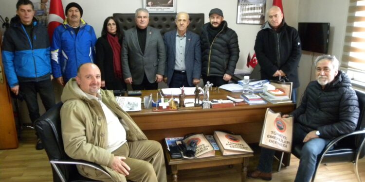 “Bir emekli ve eşi yeni açıklanan asgari ücretle ancak hayatını idame ettirebilir”