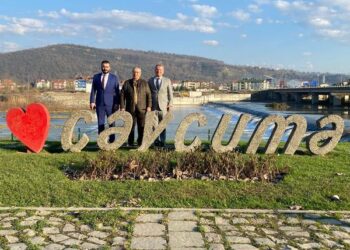 Zeki Çakan Çaycuma’da yapılan projeleri inceledi