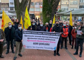 “ÖĞRETMENLİK MESLEK KANUNU TASARISI GERİ ÇEKİLMELİ”