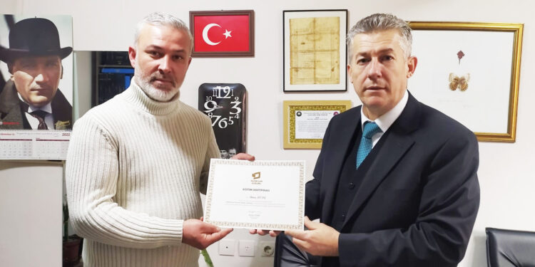 Gazetemiz personellerine “Dijitalleşme ve Sosyal Medya Yönetimi” sertifikası verildi