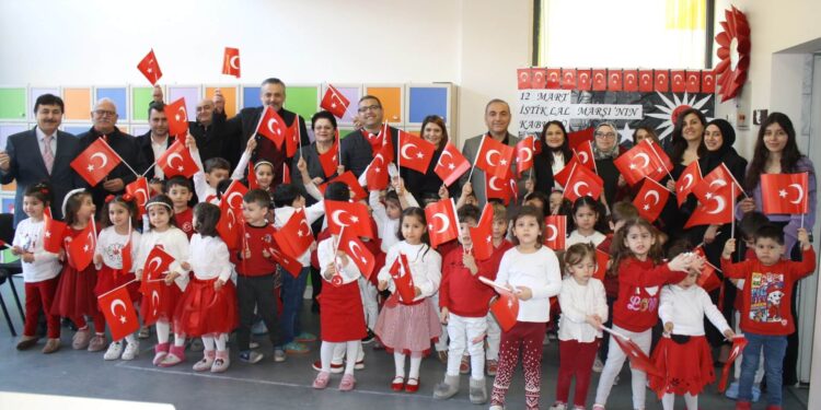 Çaycuma Belediyesi Zübeyde Hanım Anaokulu‘nda Mehmet Akif Ersoy anıldı