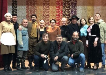 “Çehov Oyunları” Cide’de sahnelendi