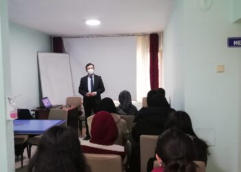 KENT KONSEYİNDEN KYK YURDUNDA SIFIR ATIK EĞİTİMİ