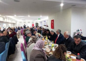 GAZİ VE ŞEHİT YAKINLARI İFTARDA BİRARAYA GELDİ