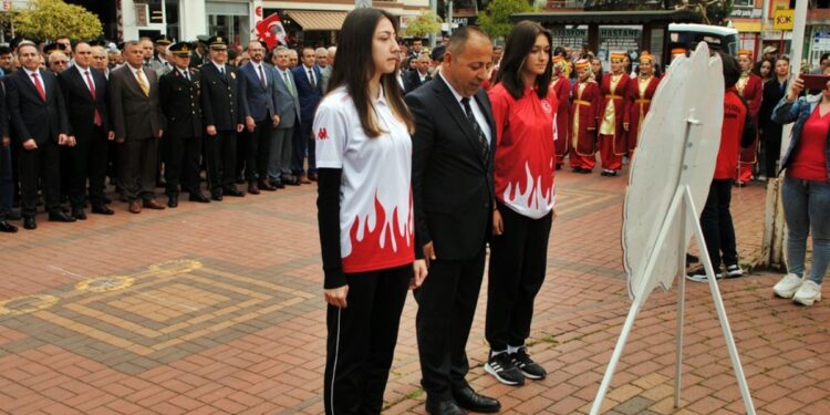 “19 Mayıs, bağımsızlık ve özgürlük mücadelemizin başlangıç günüdür”
