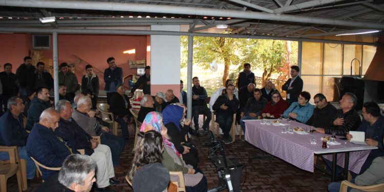 KAYIKÇILAR’DAN SONRA GERİŞ KÖYÜ HALKI DA BELEDİYEYE BAĞLANMAK İÇİN SÜRECİ BAŞLATTI