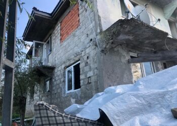 KENT KONSEYİ, EVİ YANAN AİLE İÇİN SEFERBER OLDU