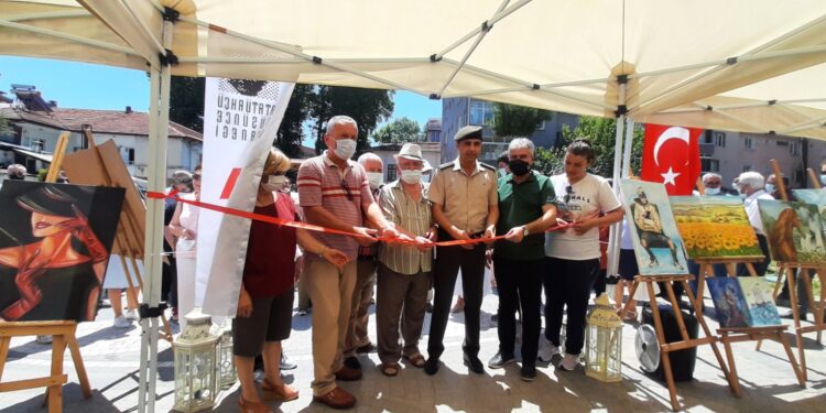 “Dört Kadın, Bir Sanat” sergisi açıldı