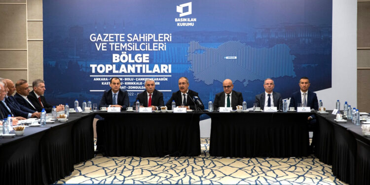 “Gazetelerimizi yaşatma mücadelemiz sürecek”