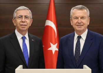 YAVAŞ İSTİFA ETTİ, ÇAYCUMA’DA GÖZLER KANTARCI’YA ÇEVRİLDİ